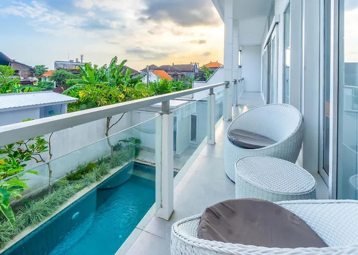 Villa Bright Modern 3br In Canggu