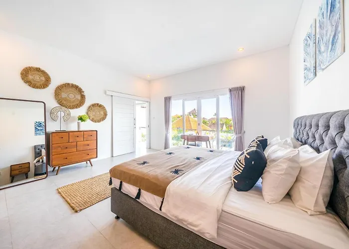 Bright Modern 3br In Canggu