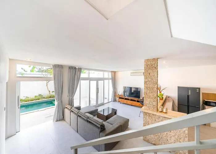Bright Modern 3br In Canggu