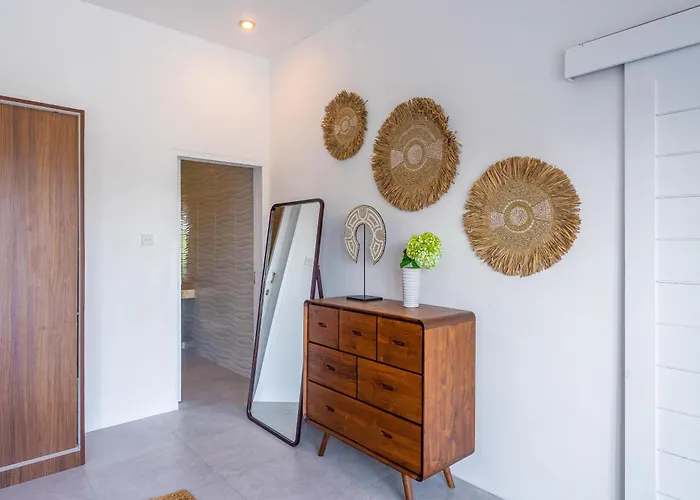 Bright Modern 3br In Canggu
