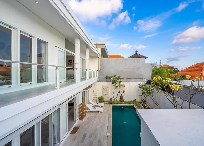 Bright Modern 3br In Canggu
